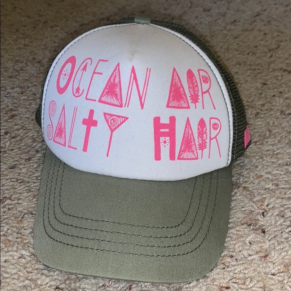 NWOT hat